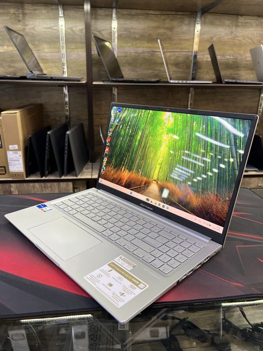 Б/У ASUS VivoBook 15.6 OLED