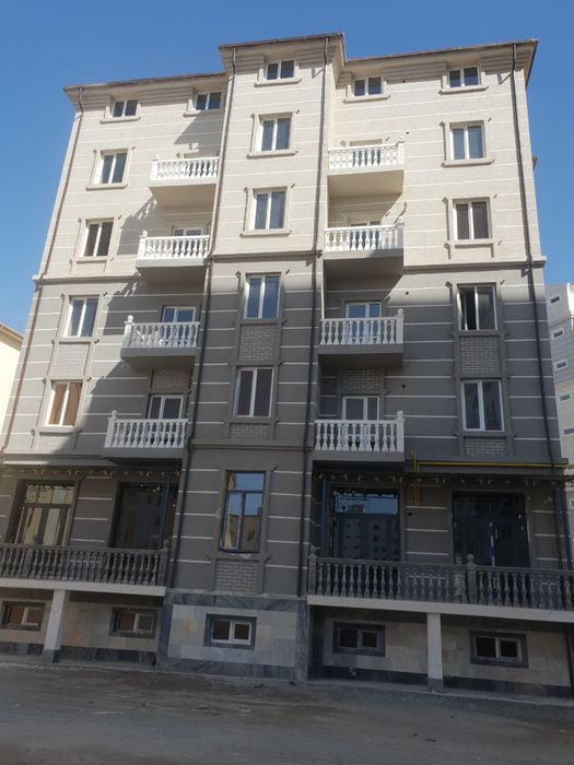 Квартира трехкомнатная