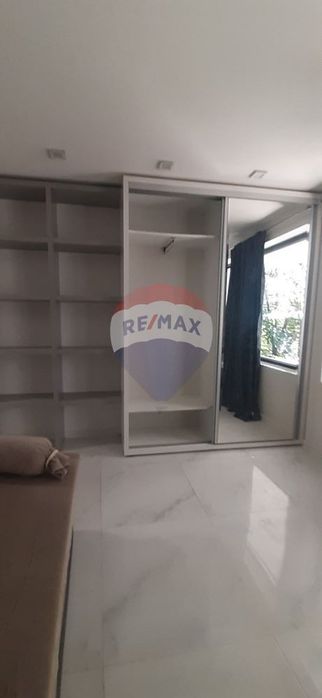 Дава се под наем Ателие в Варна, Лятно кино Тракия - 33 кв.м за 229.5 € - Снимка #5