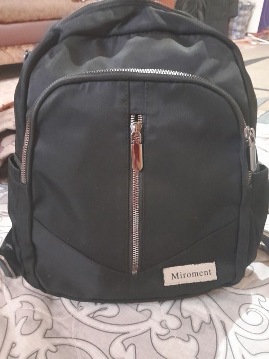 Продам рюкзак почти новый