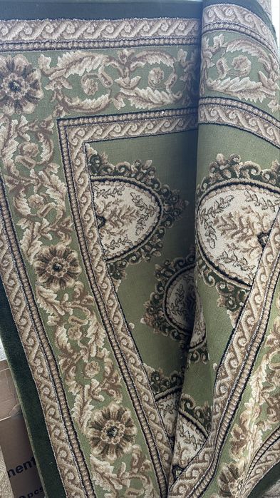 Продам ковер для зала