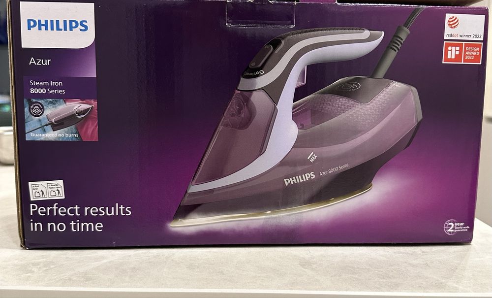 Продавам ютия за хоризонтално и вертикално гладене Philips DST8021/30