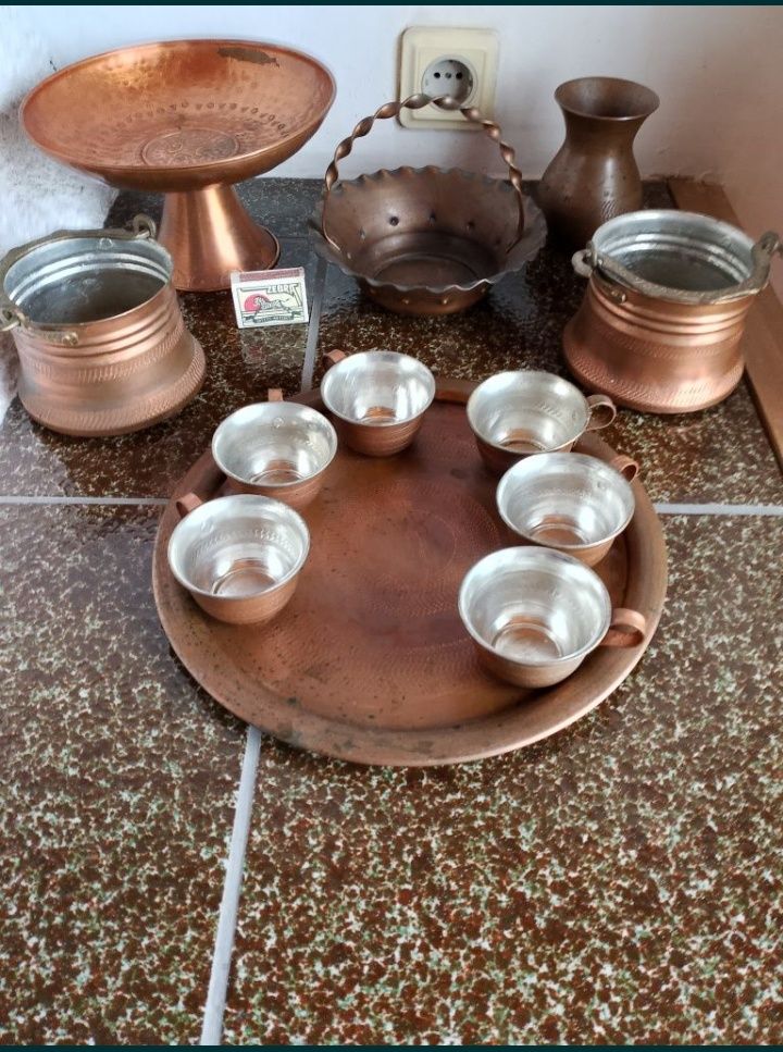 Медни, стъклени, порцеланови и други