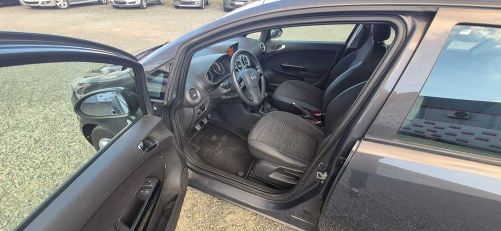 Opel Corsa 1.2 Benzina + Gaz 2014 Rate sau Cash