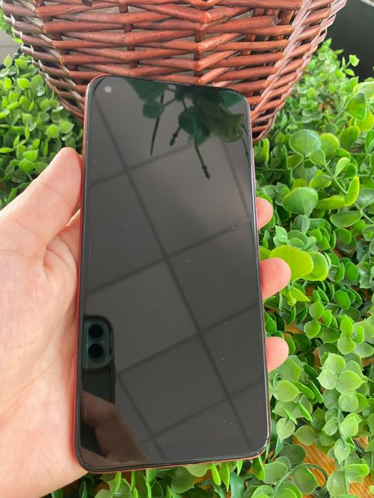 Самсунг А11 в хорошем состоянии