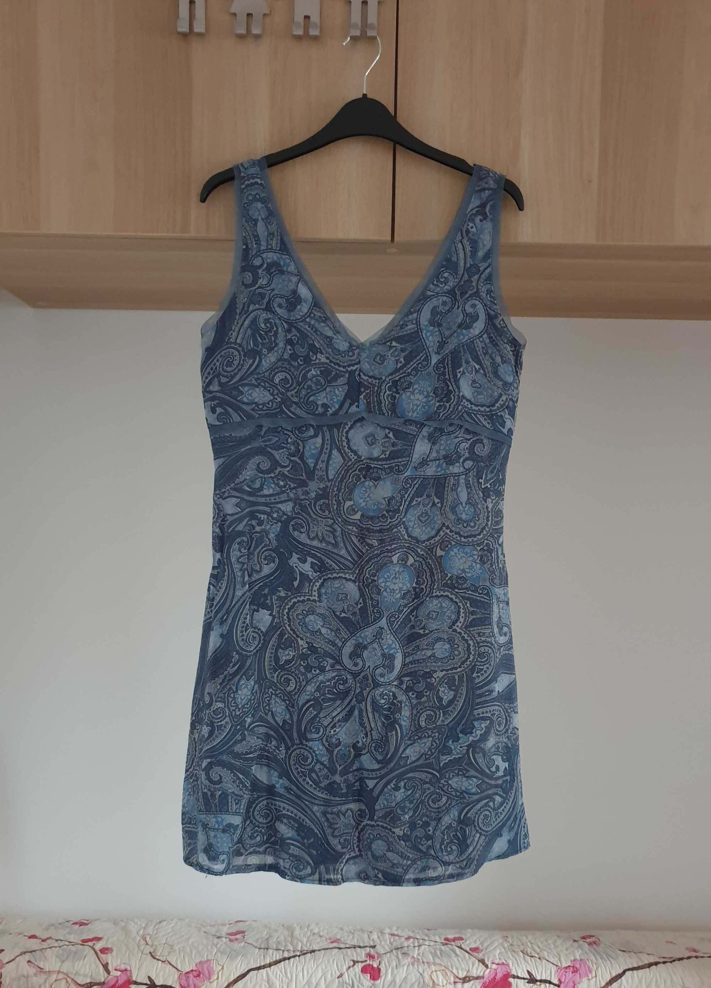 Rochie M Old Navy ca noua, material vascoza