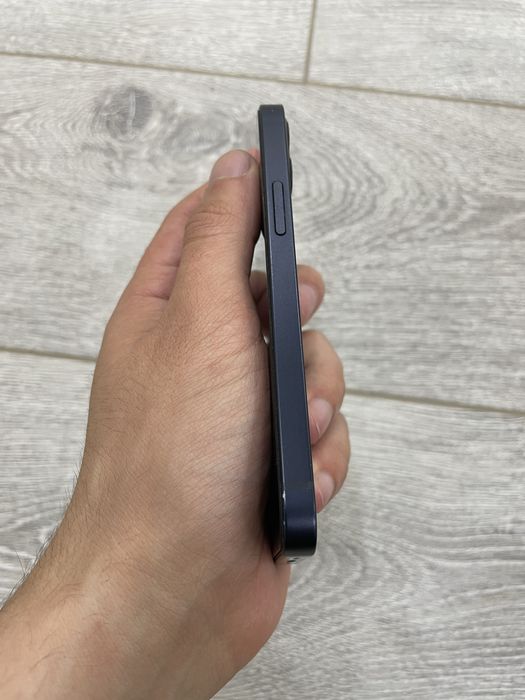 iPhone 12 mini ideal ochilmagan