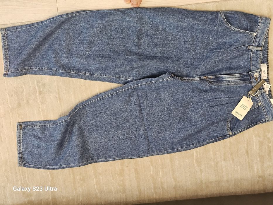 Различни модели дамски дънки