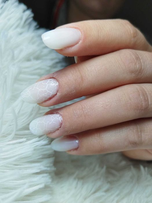 Manichiura - pedichiura Marasti