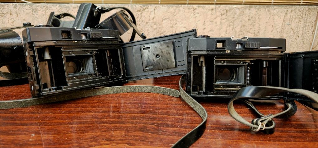 2 ретро фотоапарата Смена Символ 
/