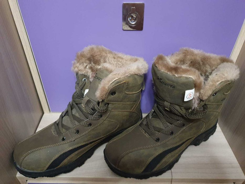 Тёплые зимние ботинки