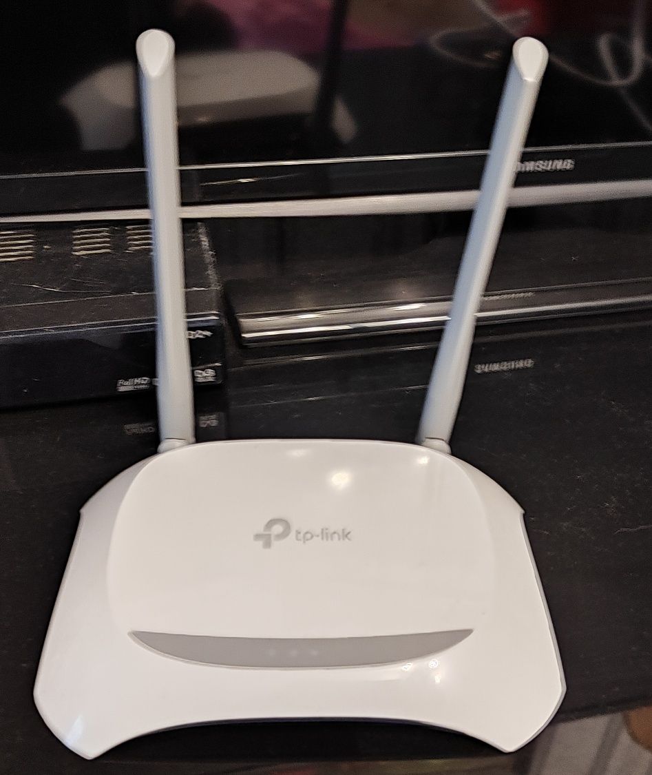 Роутер TP-Link N300 TL-WR840N