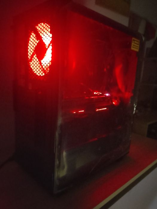 Чисто нов геймърски компютър – RX 5700XT, Ryzen 5, 16GB RAM, 1TB SSD