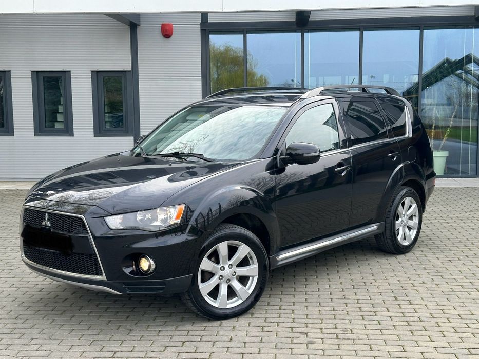 Mitsubishi outlander 2012