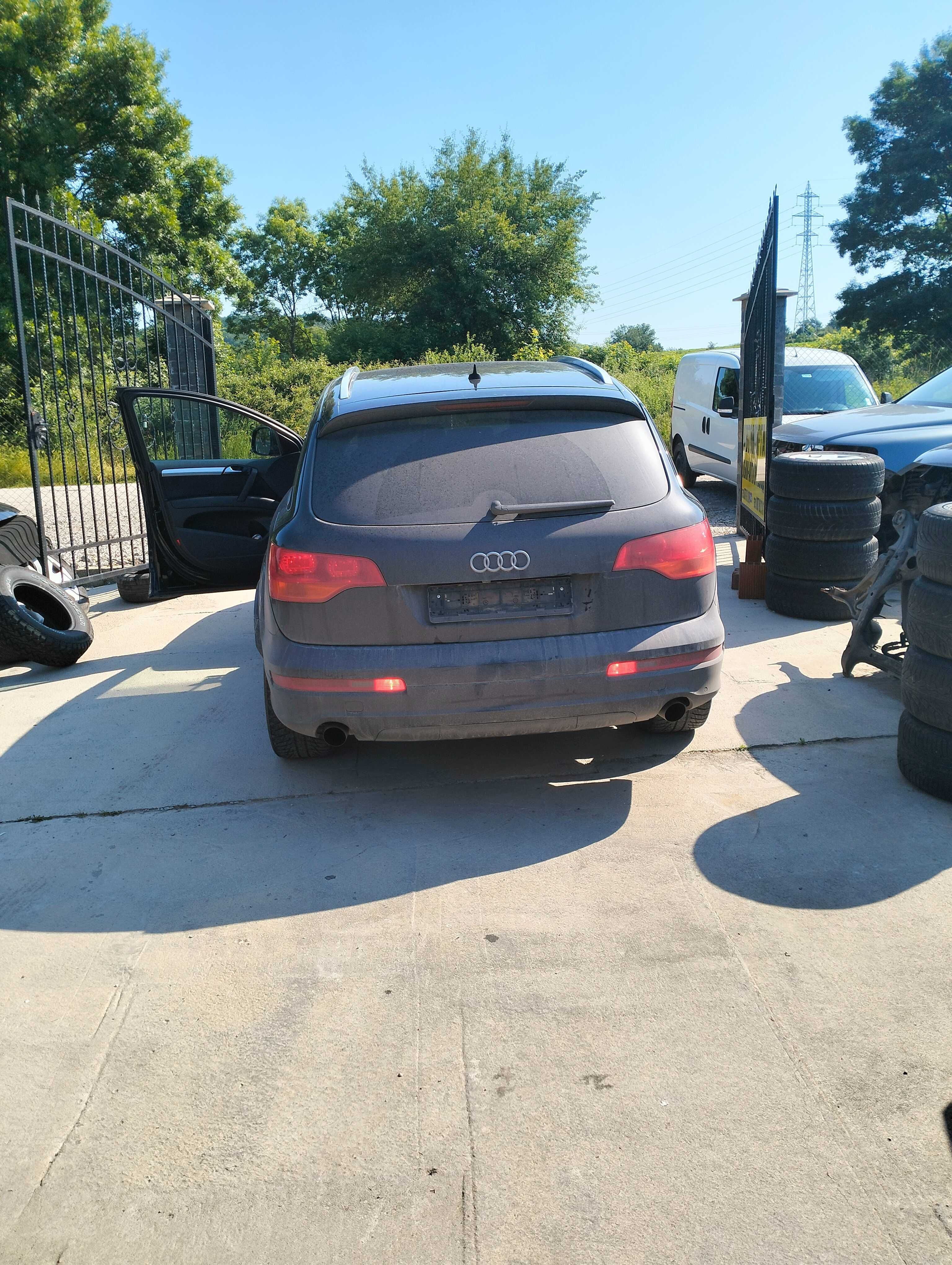 Audi Q7 3.0 TDI S LINE 233 к.с. , BUG MOTOR, 15 броя на части