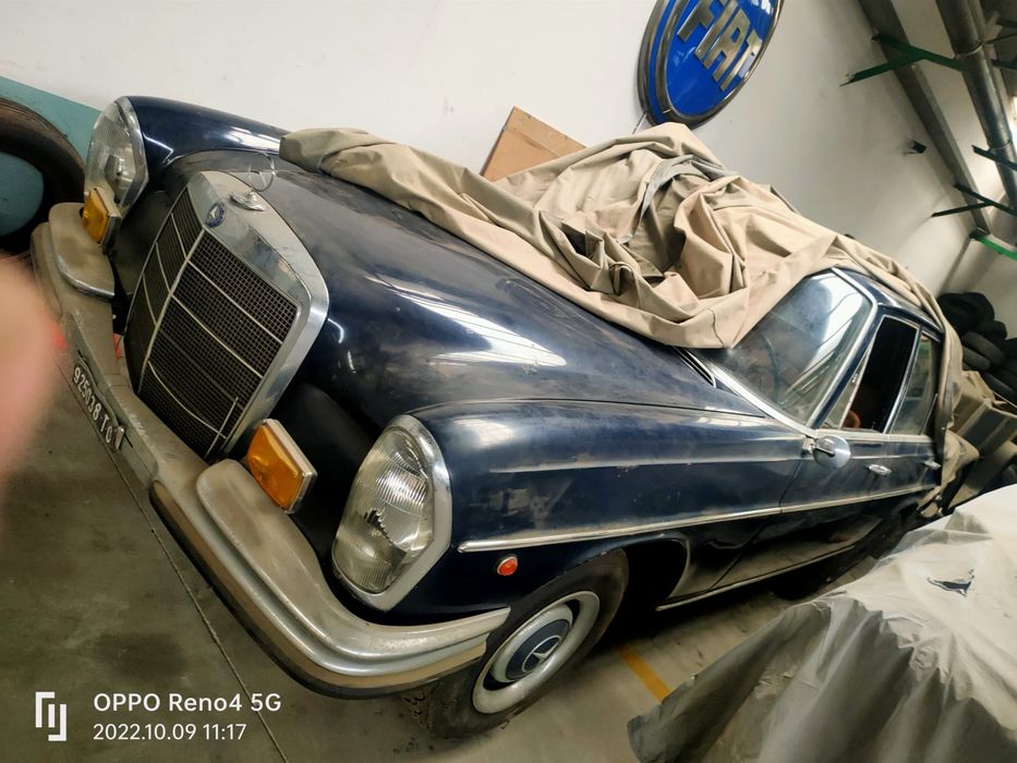 MERCEDES 250S an 1967 stare aproape perfecta