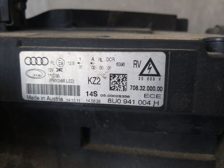 Far dreapta bixenon led audi q3 8u s line 8u0941004h
