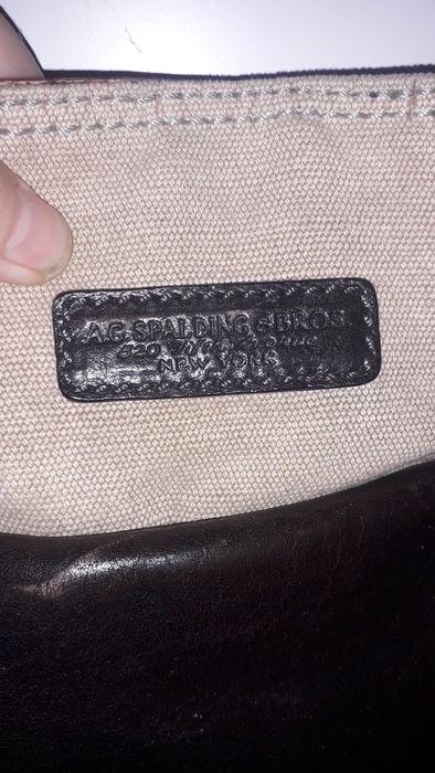 Geanta bărbătească