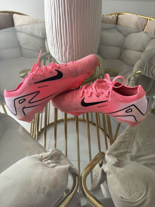 Ghete de fotbal nike mercurial marimea 42