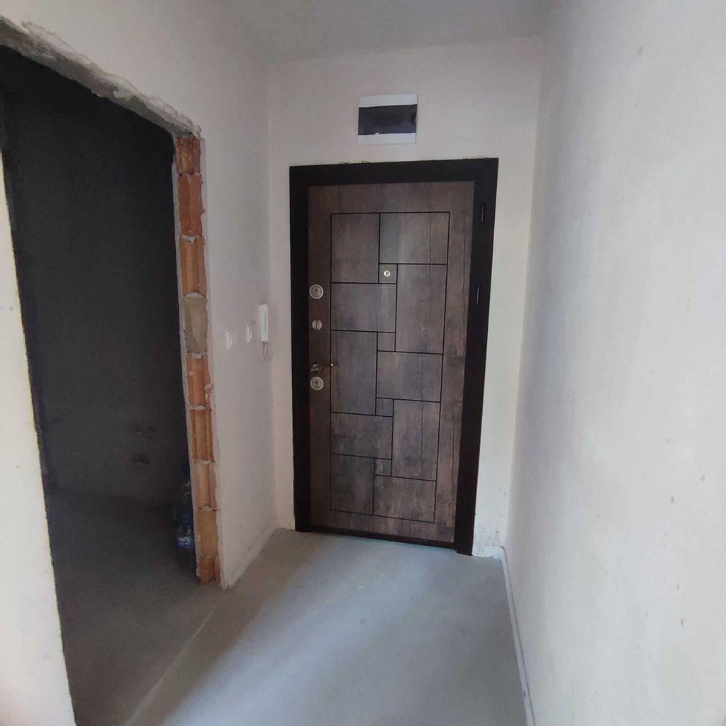 Продава се Тристаен апартамент в Търговище, Вароша - 74 кв.м за 1149 €/кв.м - Снимка #5