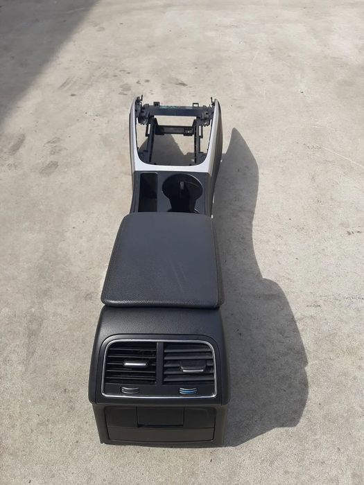 cotiera consola centrala audi a4 b8 8k  8k0864981d