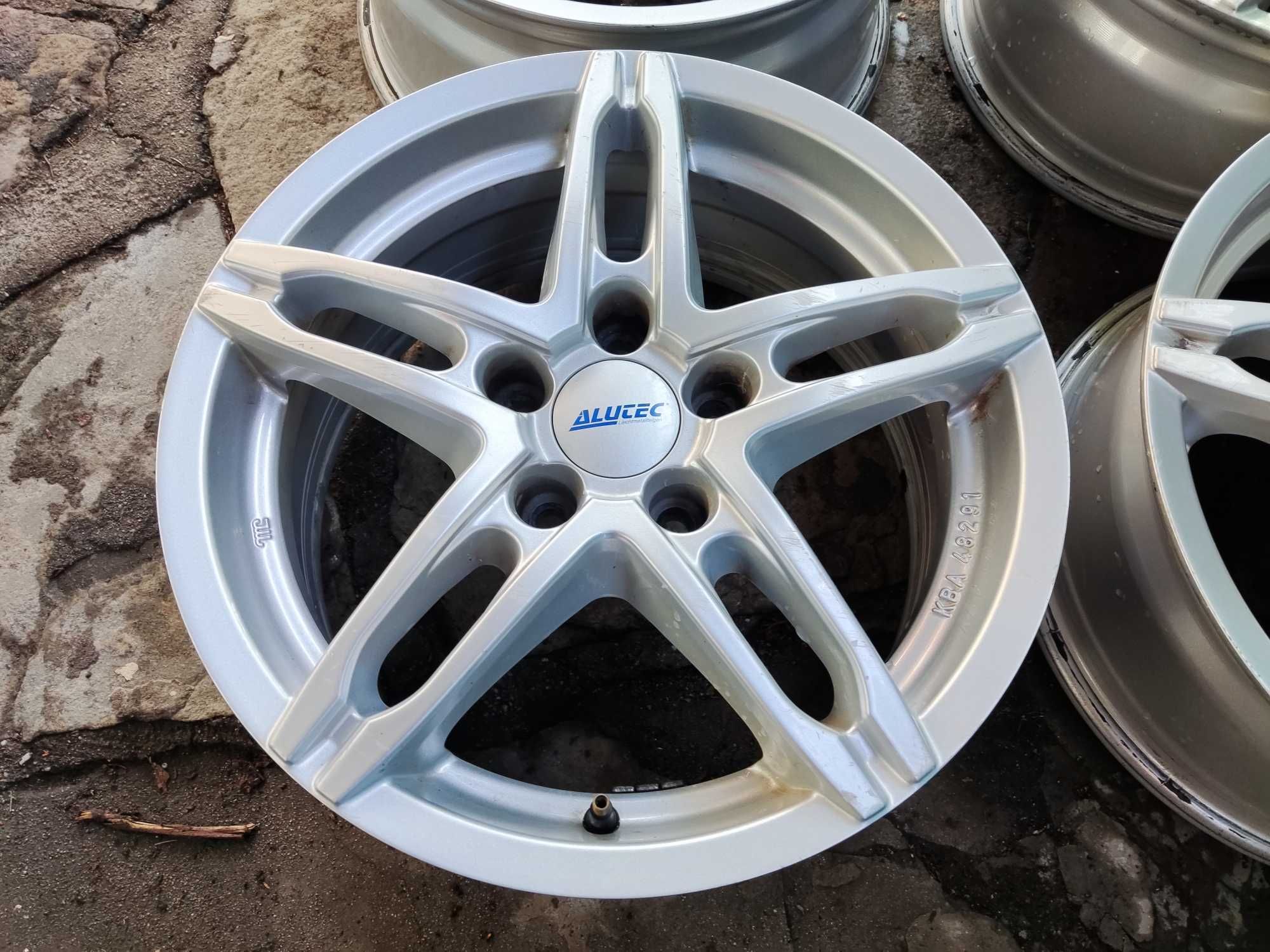 5x112 - 16 цола лети джанти Alutec 5x112 Mercedes Audi