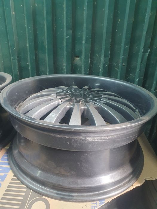 Продам Диски R20