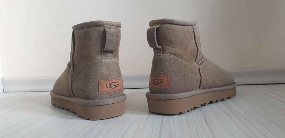 UGG Classic Mini UK 3 US / 36/22см НОВО! ОРИГИНАЛ! Дамски Зимни Ботуши