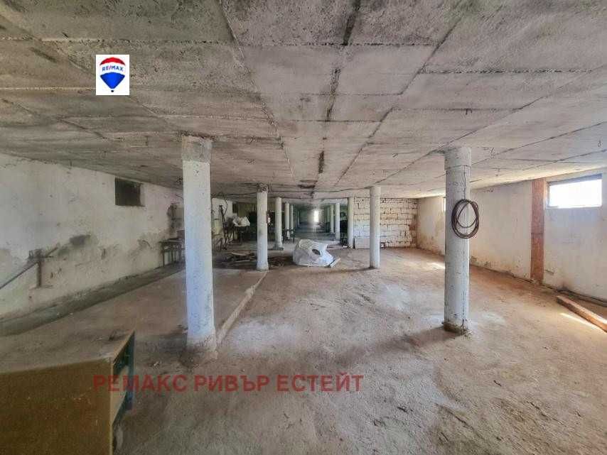 Бизнес имот под наем местност Караач, гр. Русе