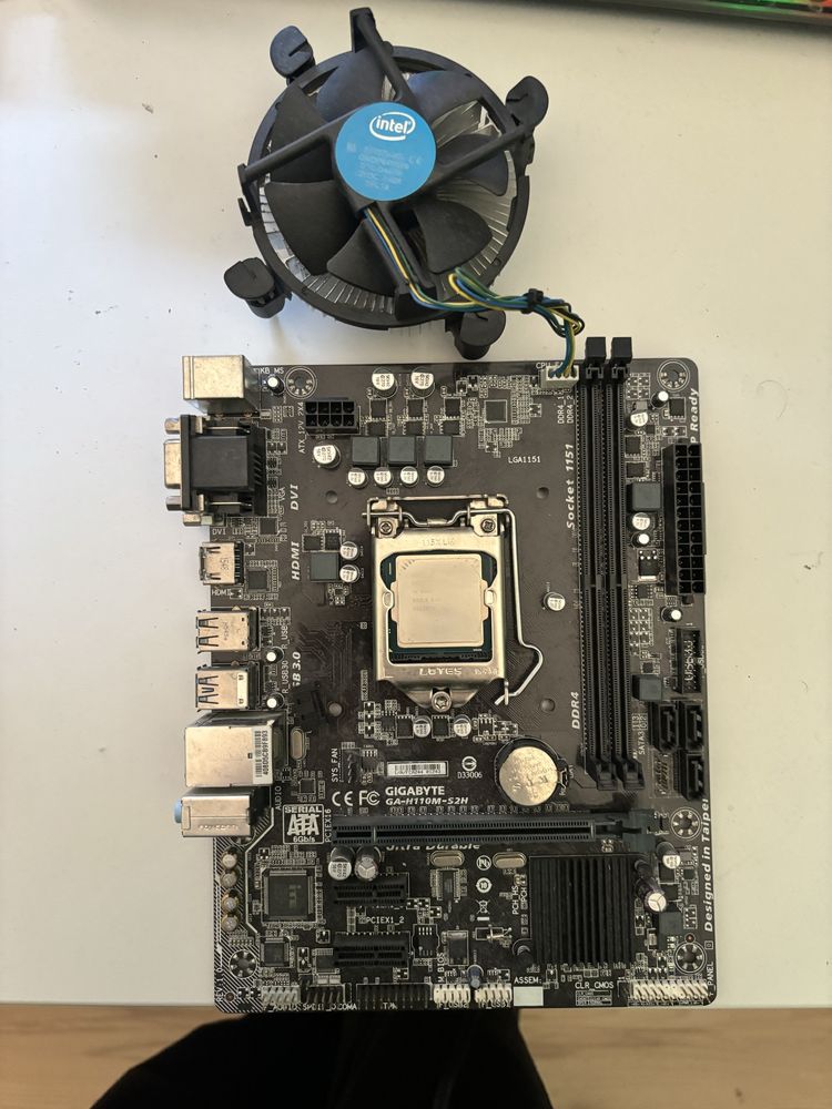 Продавам дъно gigabyte Ga-H110m и i-5 6500