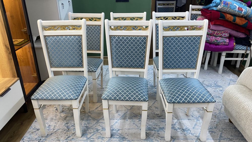 Продам стулья отличного качества