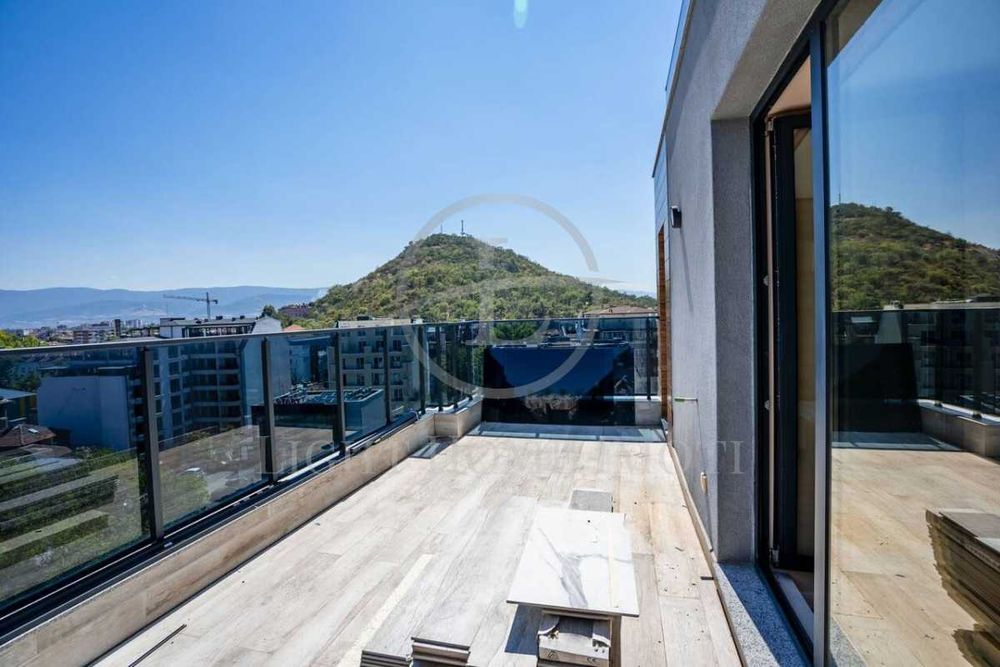 Продава се Тристаен апартамент в Пловдив, Център - 187 кв.м за 1800 €/кв.м - Снимка #10