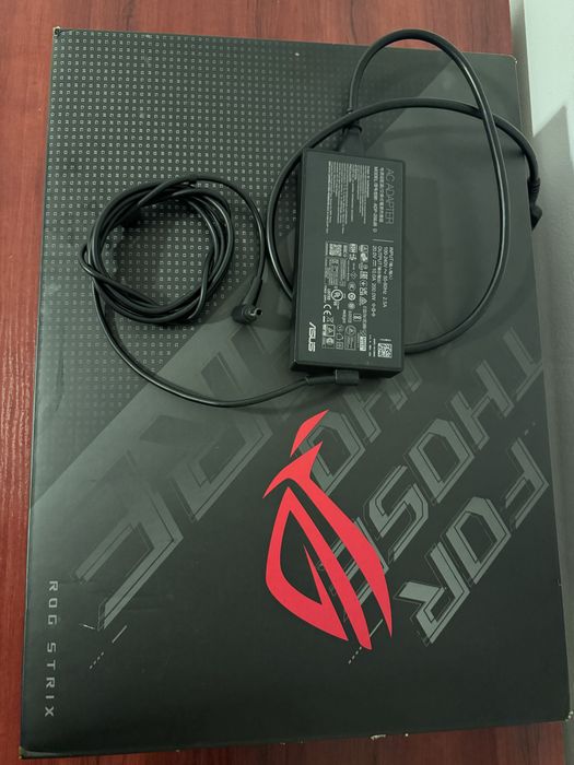 Лаптоп ASUS ROG Strix G17 / Ryzen 7 4800H / RTX 3050 Ti