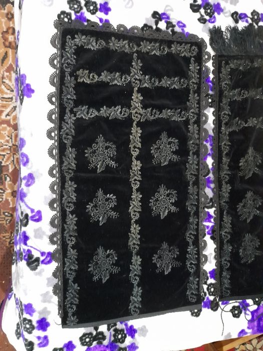 Șoarte cu vechime de aproximativ 100 de ani lungime 78 cm și lățime 47