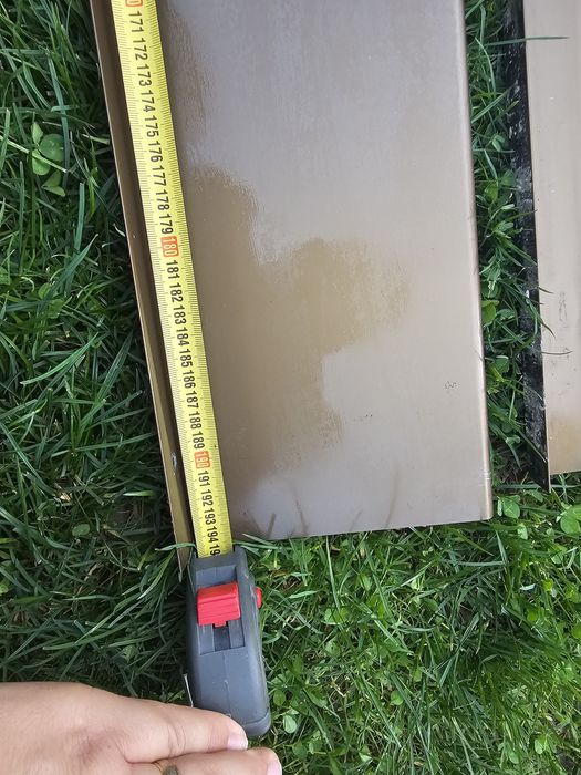 Vand 4 pervaze de aluminiu si una de PVC