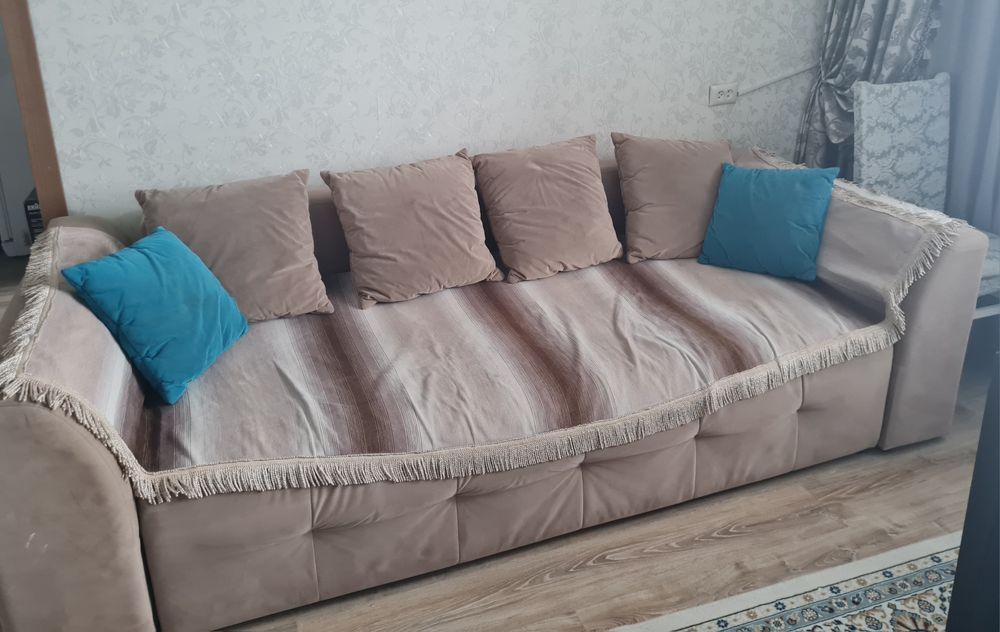 Продаётся диван б/у