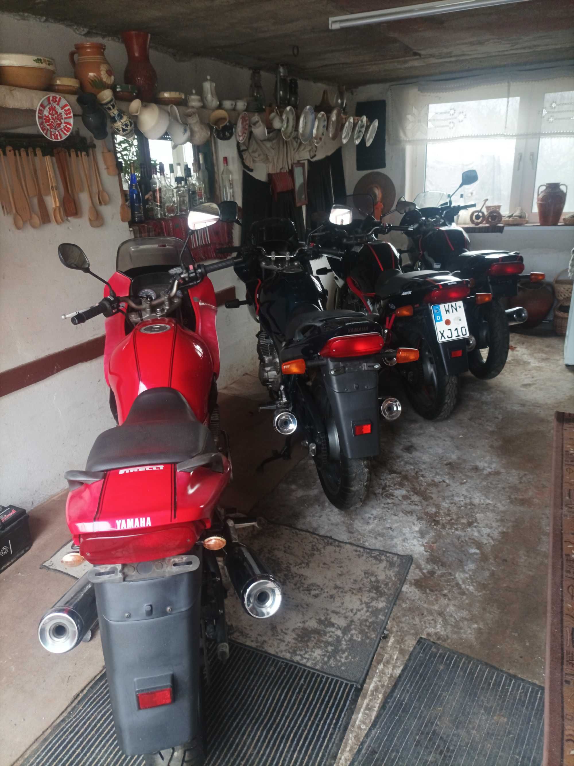 Yamaha xj 600 naked. ...Diversion
