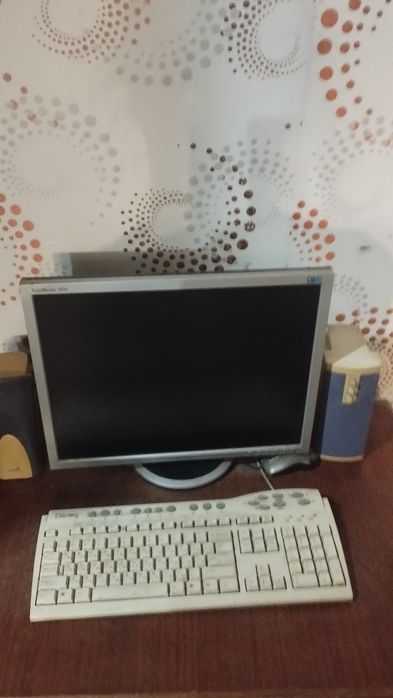 Наушники 500тКомпьютер в рабочем состоянии 40000т Куллер DDR2  по 1000