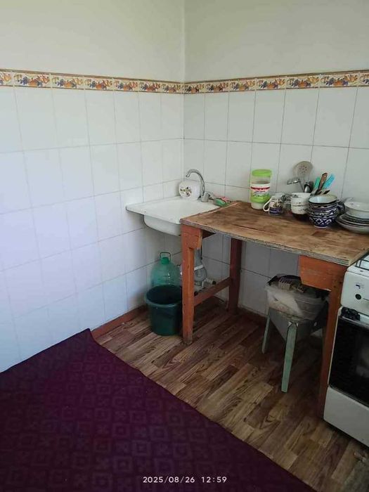 Киргили Шарқ мехмонхонаси 2 хонали квартира ижарага берилади.ID: 1449