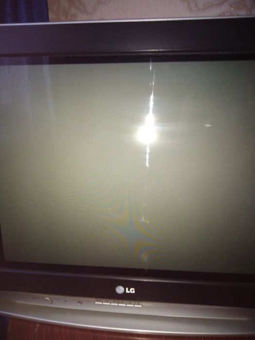 Продам Телевизор LG