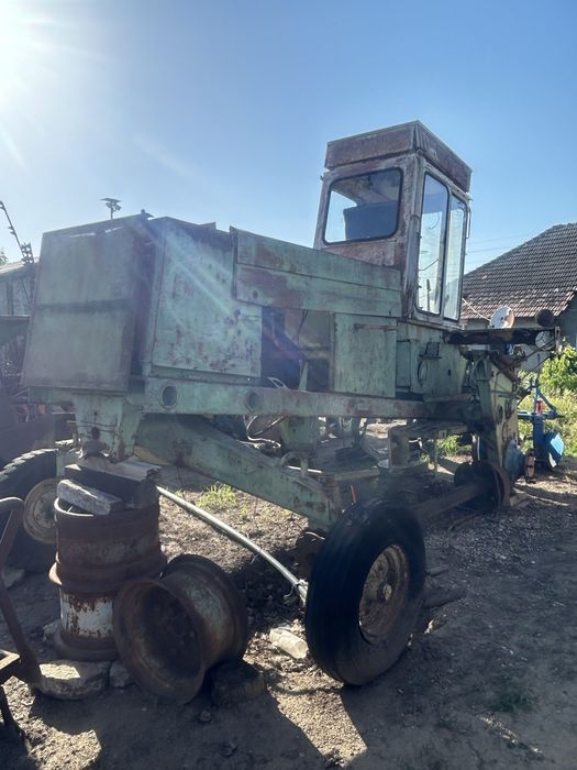 Ofer spre vanzare vindrover e303 si piese pentru acesta!