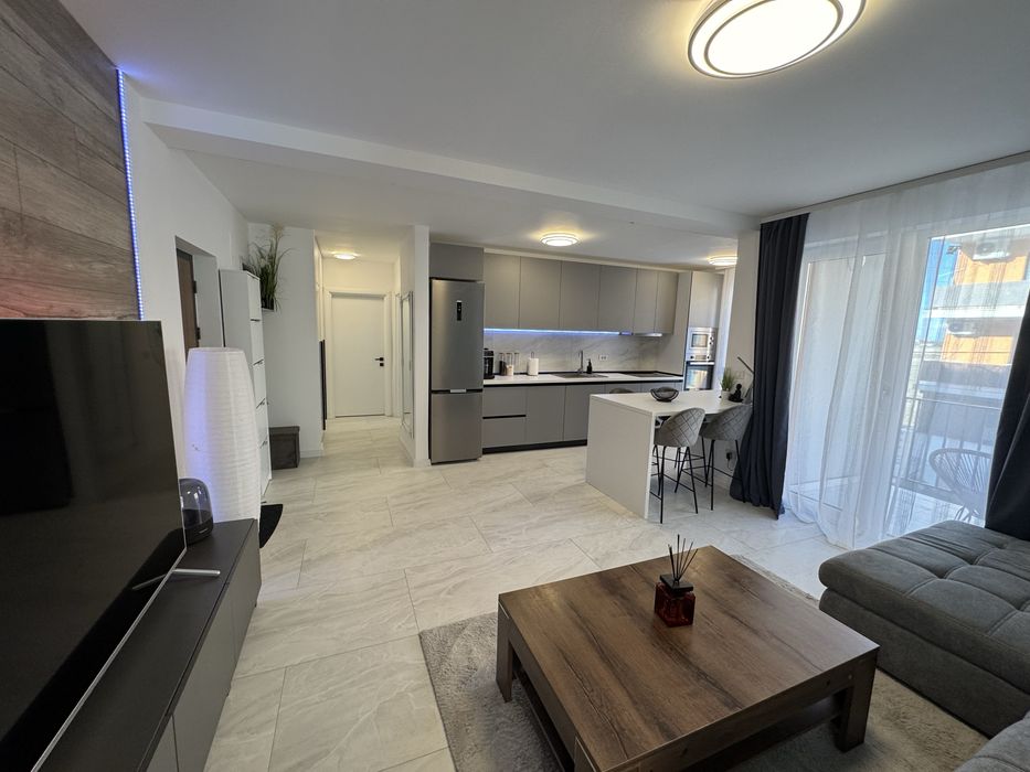 Apartament  de inchiriat, 2 cam in spate la Lidl, prima inchiriere