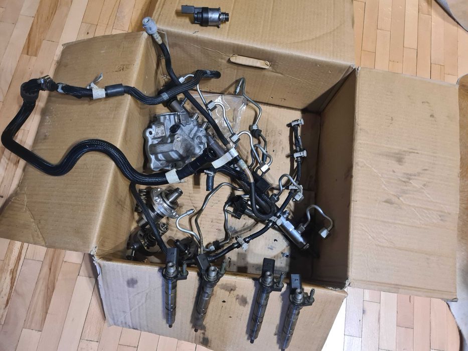 Дюзи,  попма горивен комплект реал за BMW F10 3.0d 245 k.c