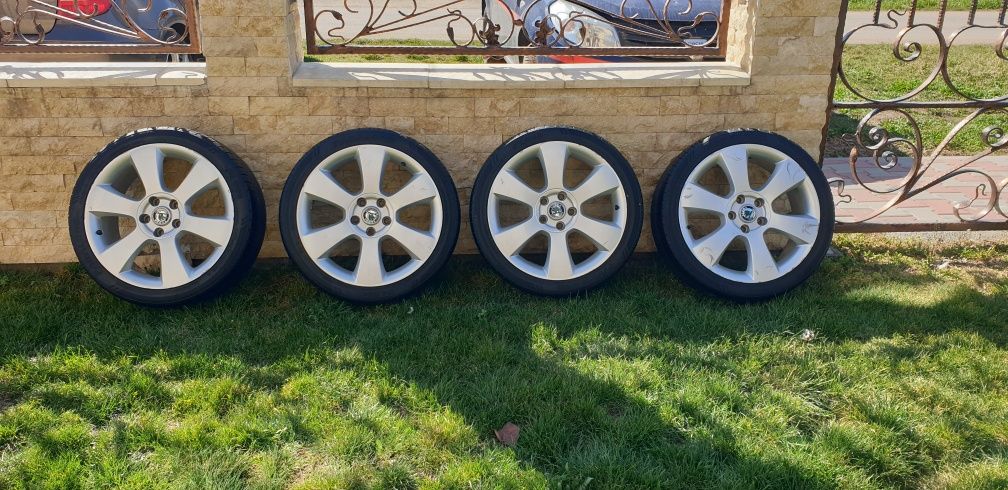Jante aluminiu R18 cu cauciucuri vara Skoda,vw ,audo,seat