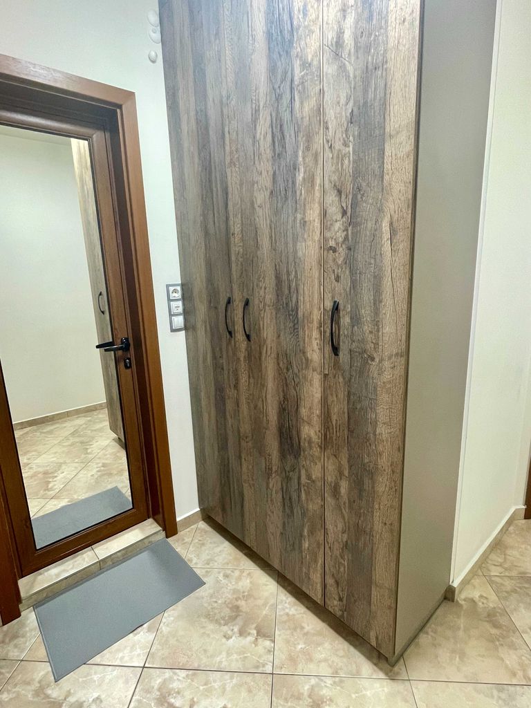 Дава се под наем Тристаен апартамент в Варна, Център - 87 кв.м за 714 € - Снимка #5