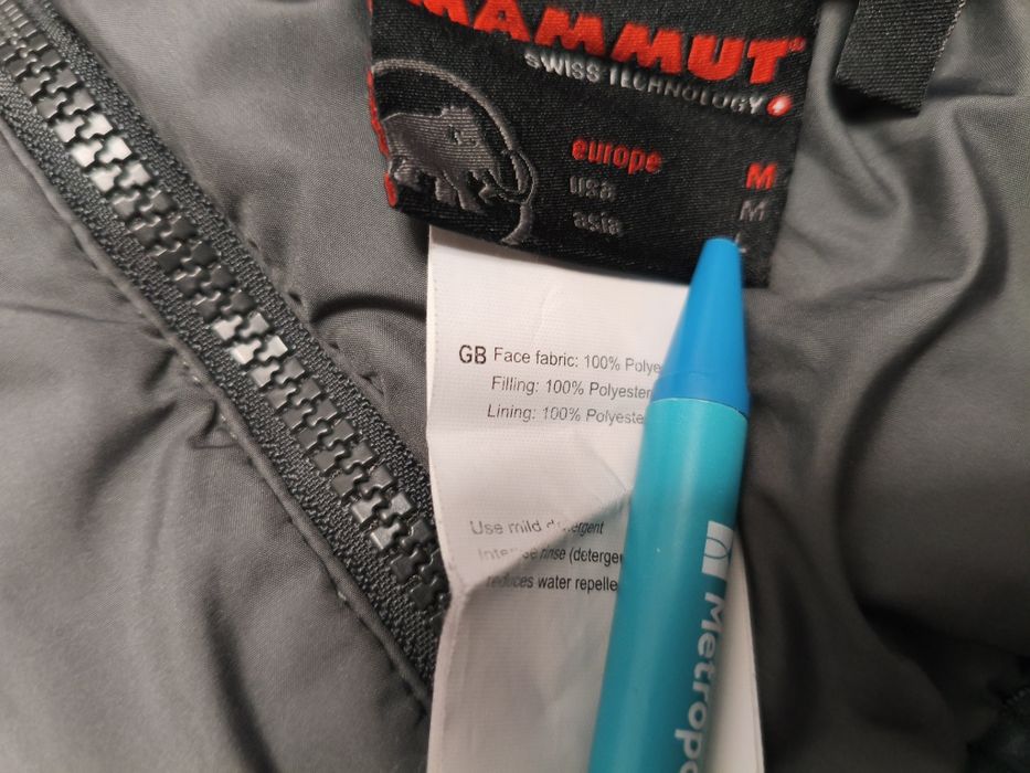 Geaca Mammut mărime M dama cu sistem de atașare geaca munte expediție