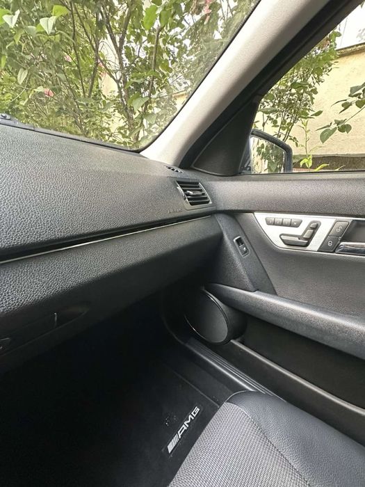 Mercedes C220 170 коня фул екстра голяма навигация