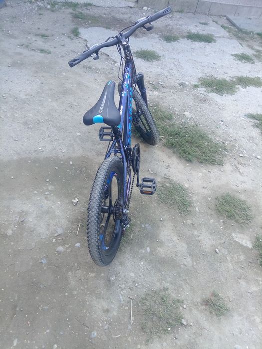 Bicicleta noua de vanzare