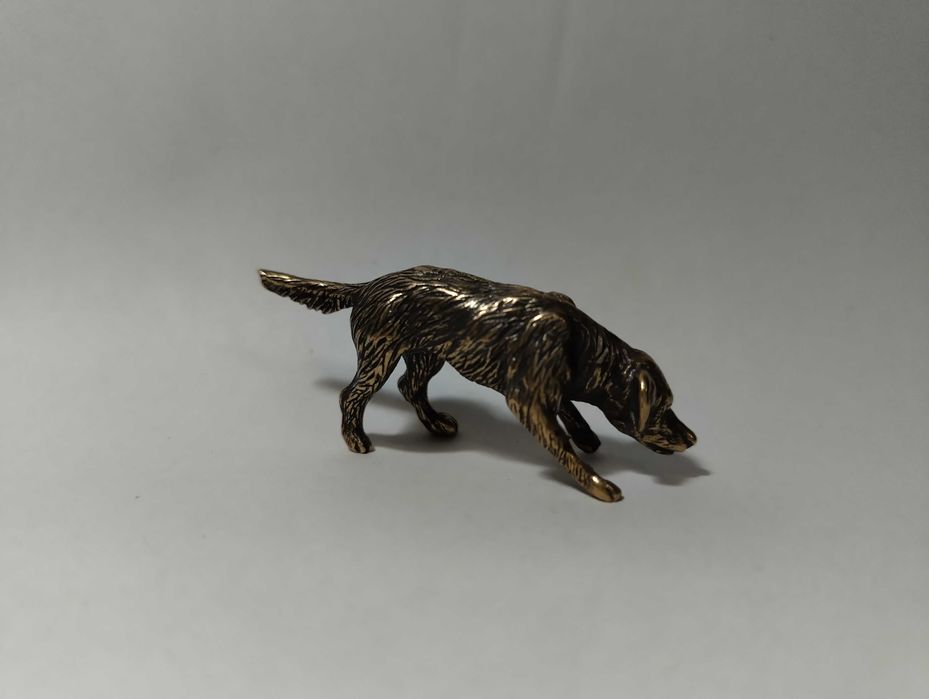 Бронзова статуетка