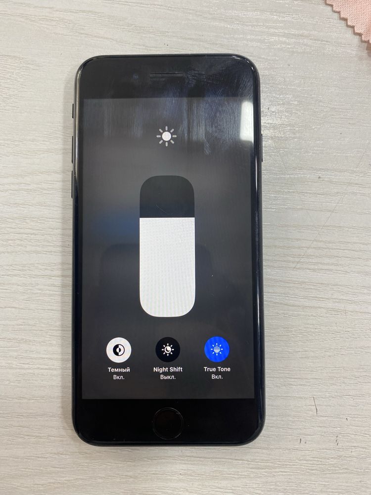 Iphone Se 2020 garantiyasi bor